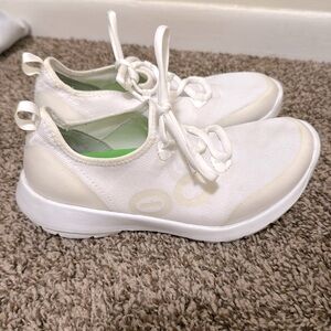 OOFOS Women's Athletic Shoes - White
